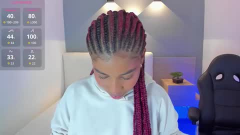 Selena online show from December 17, 10:44 am