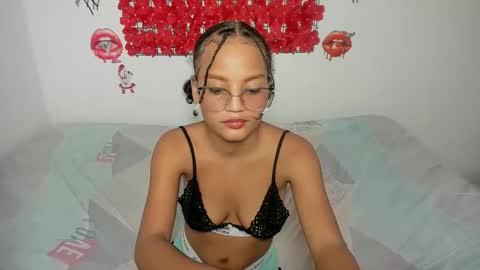 selena_sexi1 online show from December 16, 8:15 pm