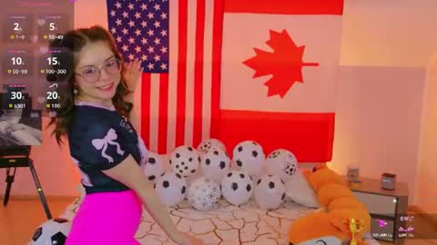 selenamills online show from June 23, 10:44 am