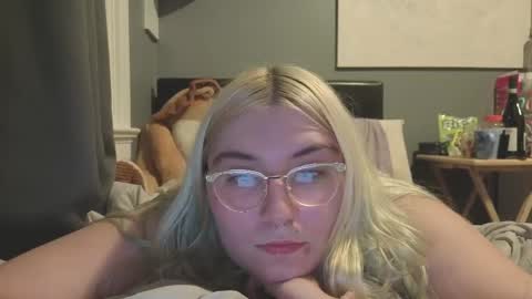 Selene online show from April 1, 2:12 am