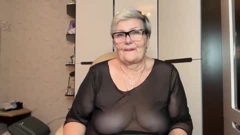 Selenna online show from March 12, 8:23 pm