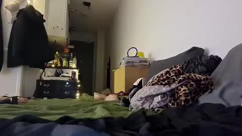 Julian Kinky Bi-guy online show from February 19, 8:33 am