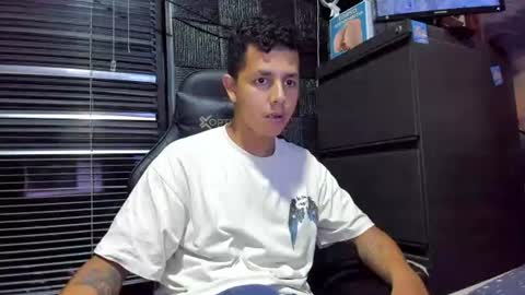 selfsuck_balls online show from June 23, 12:51 am
