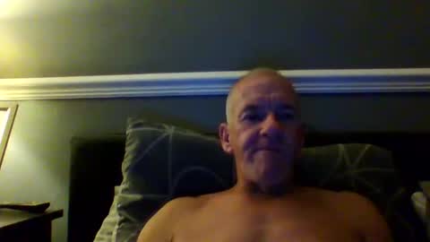 selfsucker28772 online show from September 29, 8:41 pm