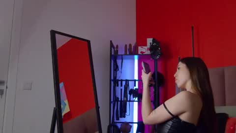 Nicole online show from April 24, 1:51 am