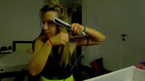 sellena_angel online show from May 16, 5:22 pm