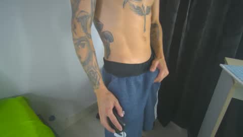 sem_alas online show from February 25, 3:31 am