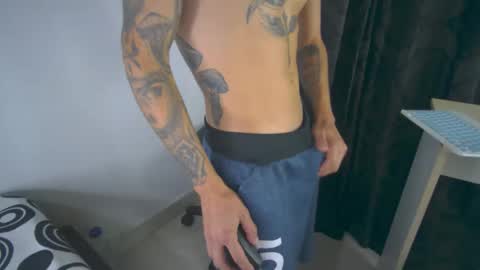 sem_alas online show from March 9, 4:38 am