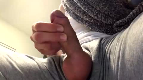 sencilloparati online show from March 27, 5:35 am