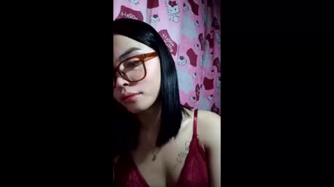 sensationaldiva online show from April 27, 2:25 pm