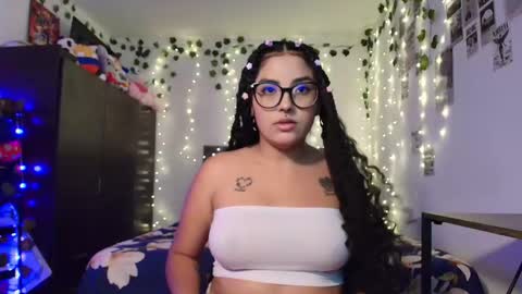 Camille and sophie online show from January 16, 1:58 am