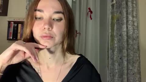 sensual_kitten_ online show from December 22, 5:09 pm