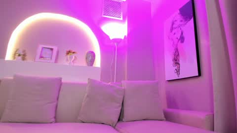 sensual_shanel online show from May 7, 2:18 am