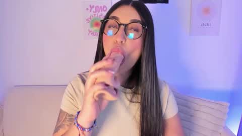 sensualhaven_ online show from January 8, 11:10 pm