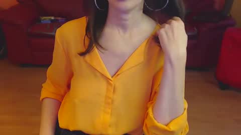 sensualmyra online show from January 24, 1:47 pm