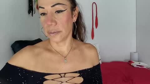 sephorandmonell online show from March 22, 8:02 pm