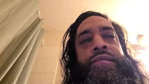 serani02 online show from March 27, 8:09 am