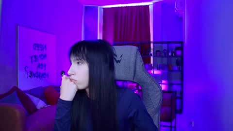 Sera online show from June 19, 11:38 am