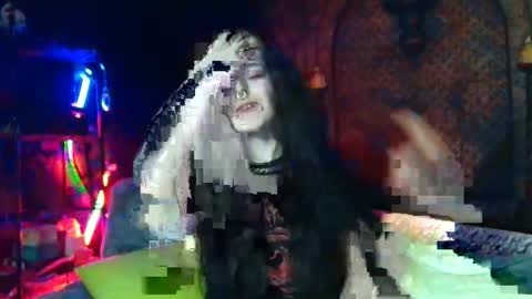 Seraphin Munster online show from February 20, 11:40 pm