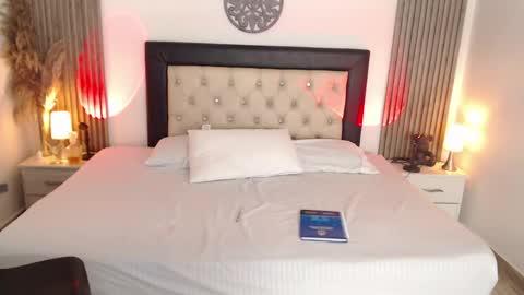 Serena online show from April 13, 10:08 am