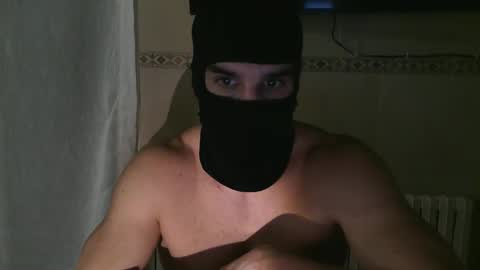 DarkHeatAthlete online show from December 5, 11:45 pm