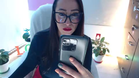 samy online show from October 18, 7:12 am