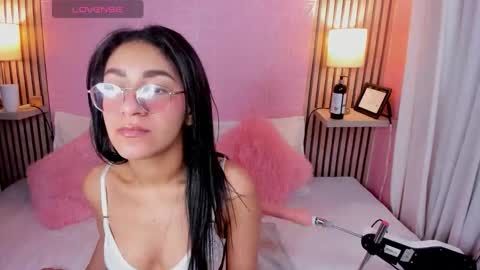 sexi_medussa online show from November 17, 5:10 am