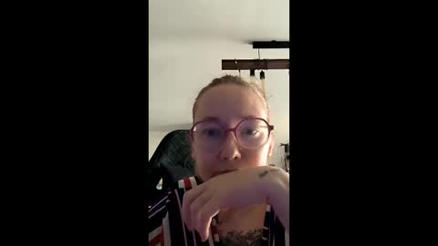 sexitrix online show from March 5, 9:29 am