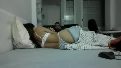 sexopareja332023 online show from December 22, 11:00 pm