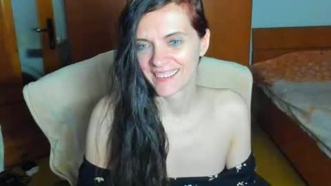 sexqueen1111 online show from November 8, 4:48 am