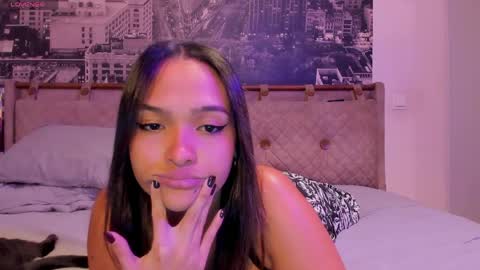 Andrea online show from April 22, 2:24 pm