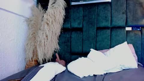 sexxchubby online show from March 16, 1:09 am