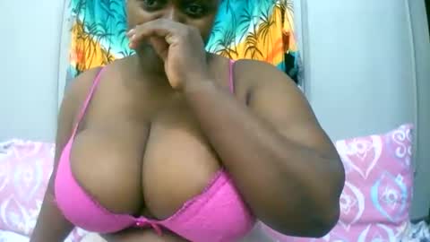 sexxi_ebony online show from February 18, 3:50 am