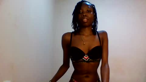sexxy_natasha19 online show from July 26, 12:36 pm