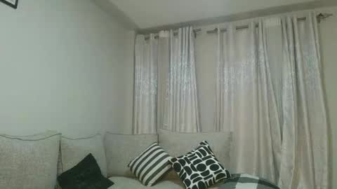 Stacy online show from April 1, 7:00 pm