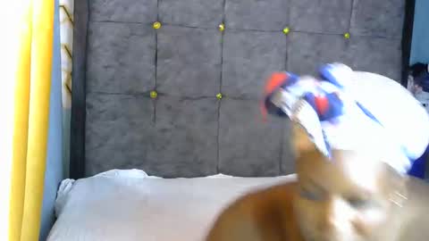 sexy_cardensyd online show from November 18, 6:38 am