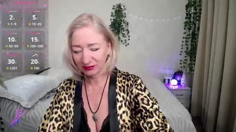 Irena online show from December 4, 7:57 pm