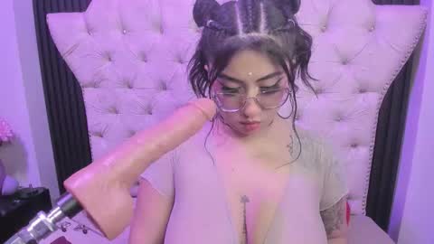  C R I S T A L  online show from March 16, 6:56 pm