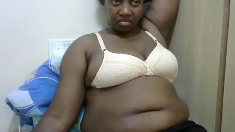 Sweet Dee online show from April 21, 6:42 am