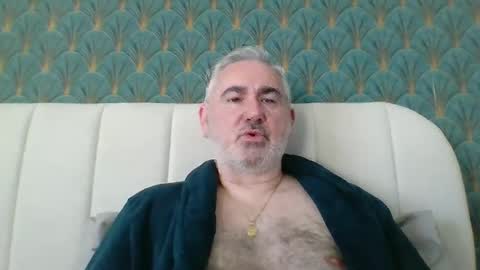 Antonio online show from April 18, 7:54 am