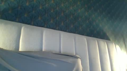 Antonio online show from April 6, 5:25 pm