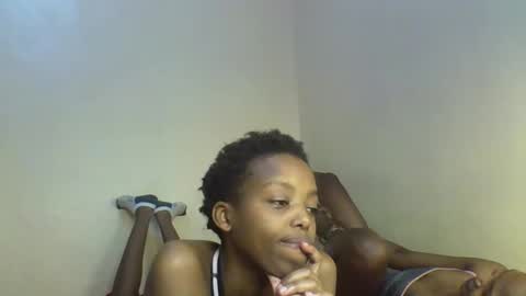 Snapshot of sexy_kaly chatting on October 22, 3:24 pm Sexy kaly online show from October 22, 3:24 pm