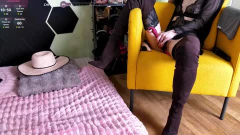 Sexy school online show from April 6, 12:39 pm