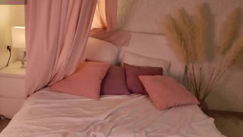 sexy_witches online show from March 2, 5:41 am