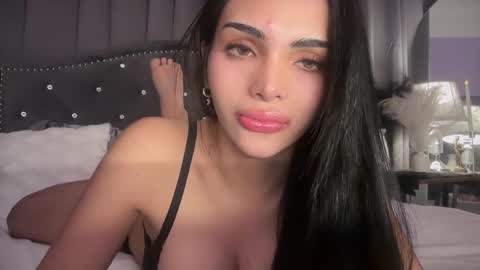 YOUR MISTRESS GODDESSS ADRIANA online show from November 9, 3:10 am