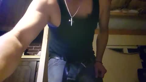 sexyasshandyman1 online show from June 2, 7:32 am
