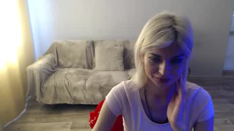 sexybeatriice online show from June 11, 6:33 am