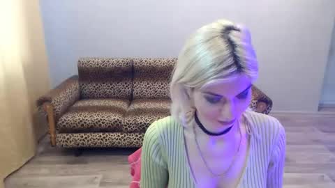 sexybeatriice online show from January 7, 7:24 am