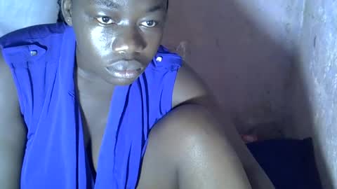 sexyboot279247 online show from June 24, 7:37 am