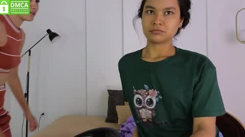 chanell and yina online show from June 3, 2:33 pm